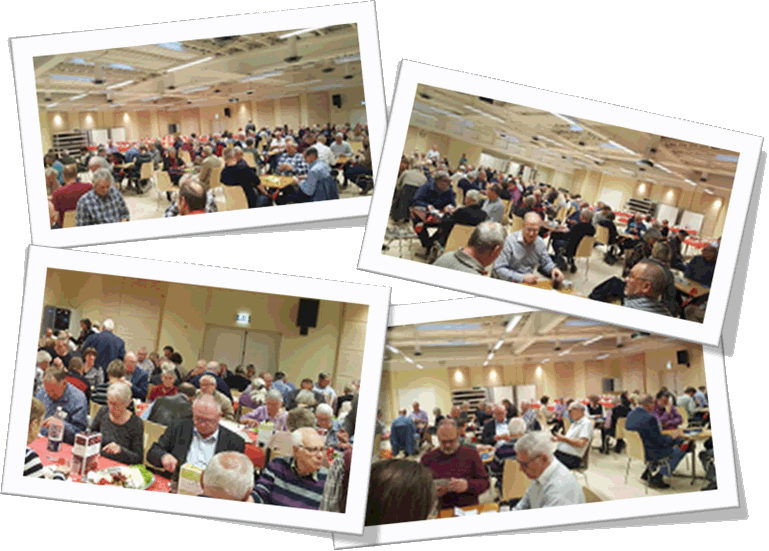 Generalforsamling med spisning og kortspil